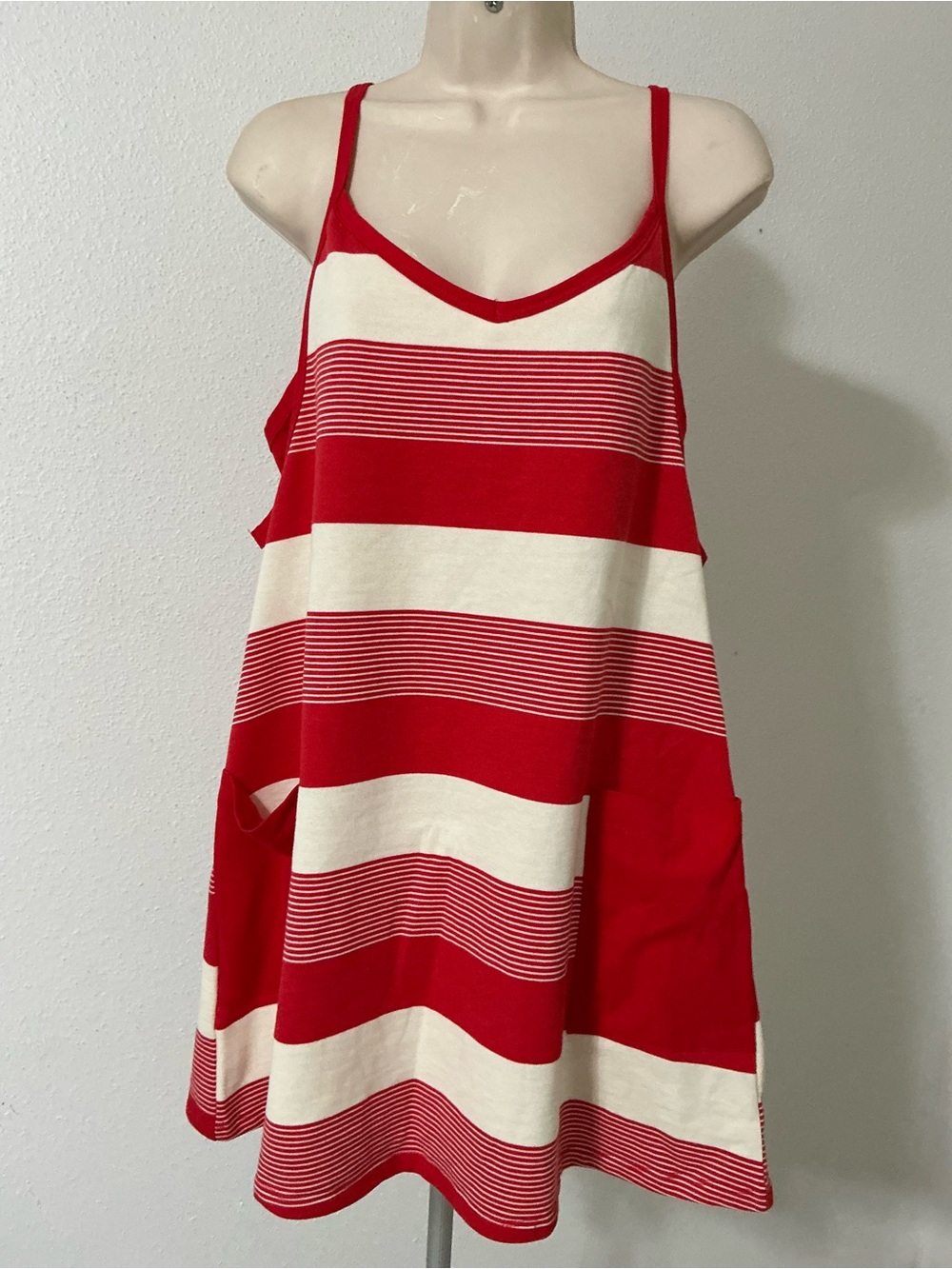 NWOT Bucket List Red White Stripe Cotton Romper With Pockets Size L